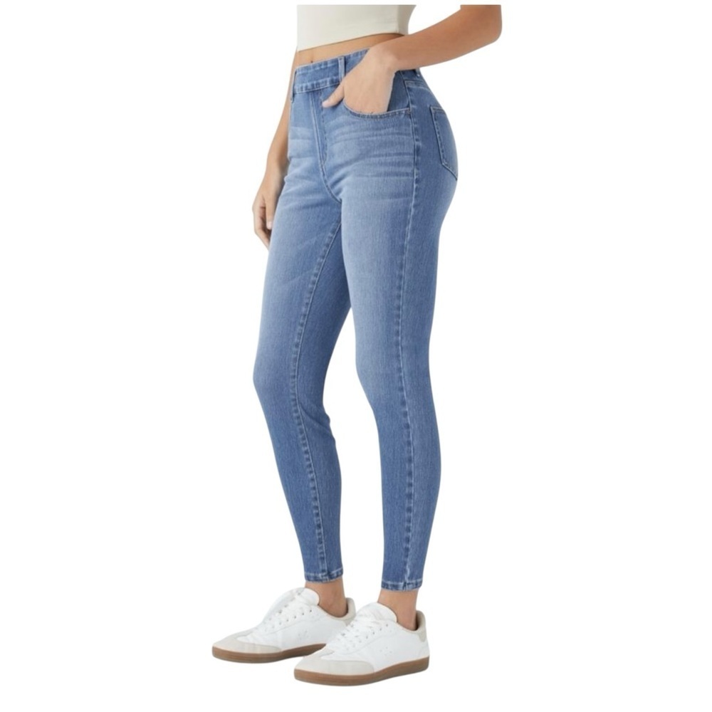 Halara Flex Mid Rise Pull On Multiple Pockets Str… - image 3